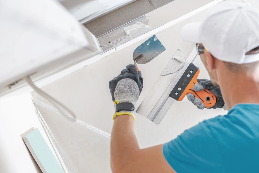 How To Identify Signs Of Sheetrock Damage Early in Woodhaven, NY